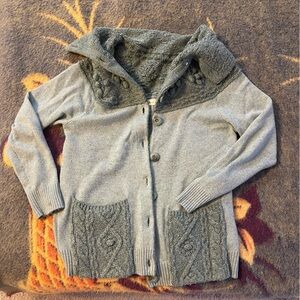 Sleeping on snow Teal sweater size large.